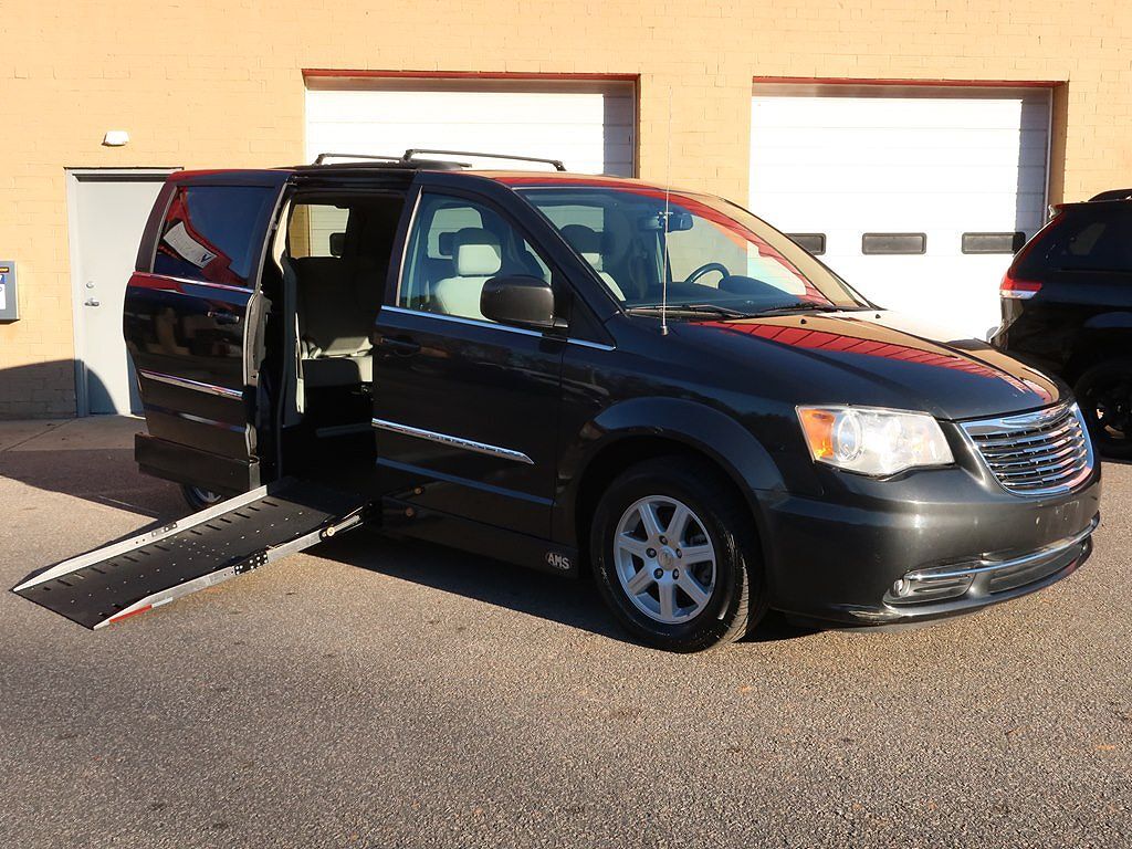 2011 Chrysler Town and Country