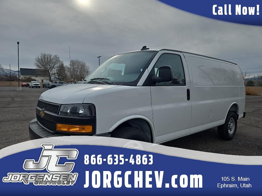 2025 CHEVROLET Express