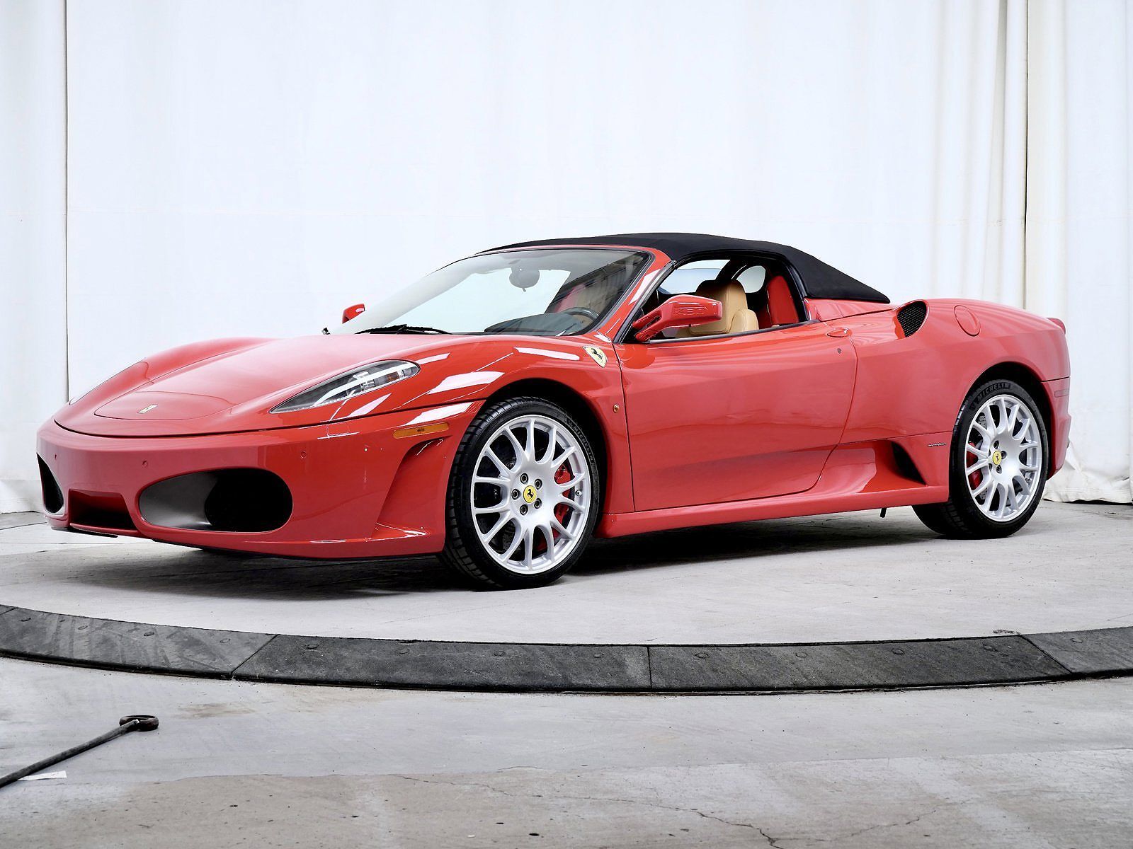 FERRARI