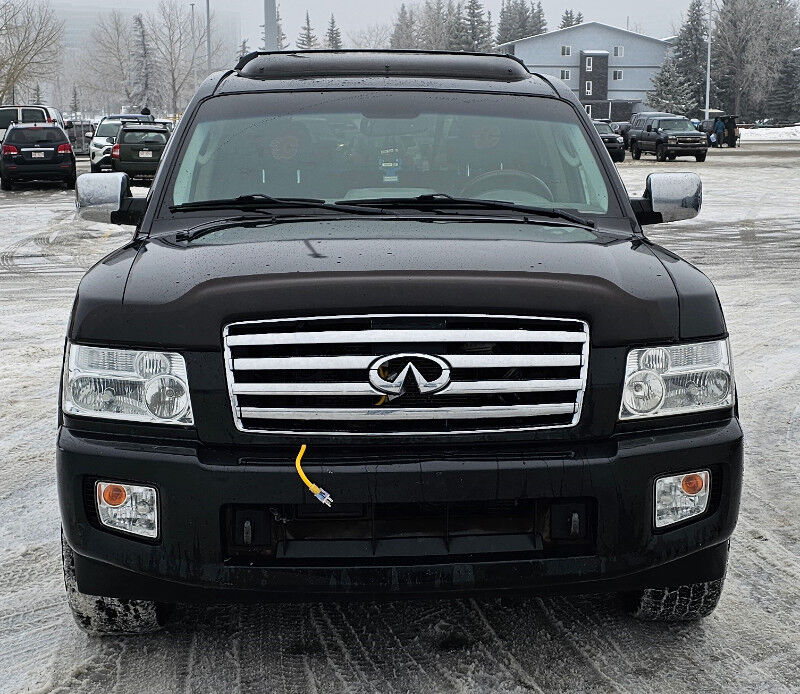 Infiniti QX56