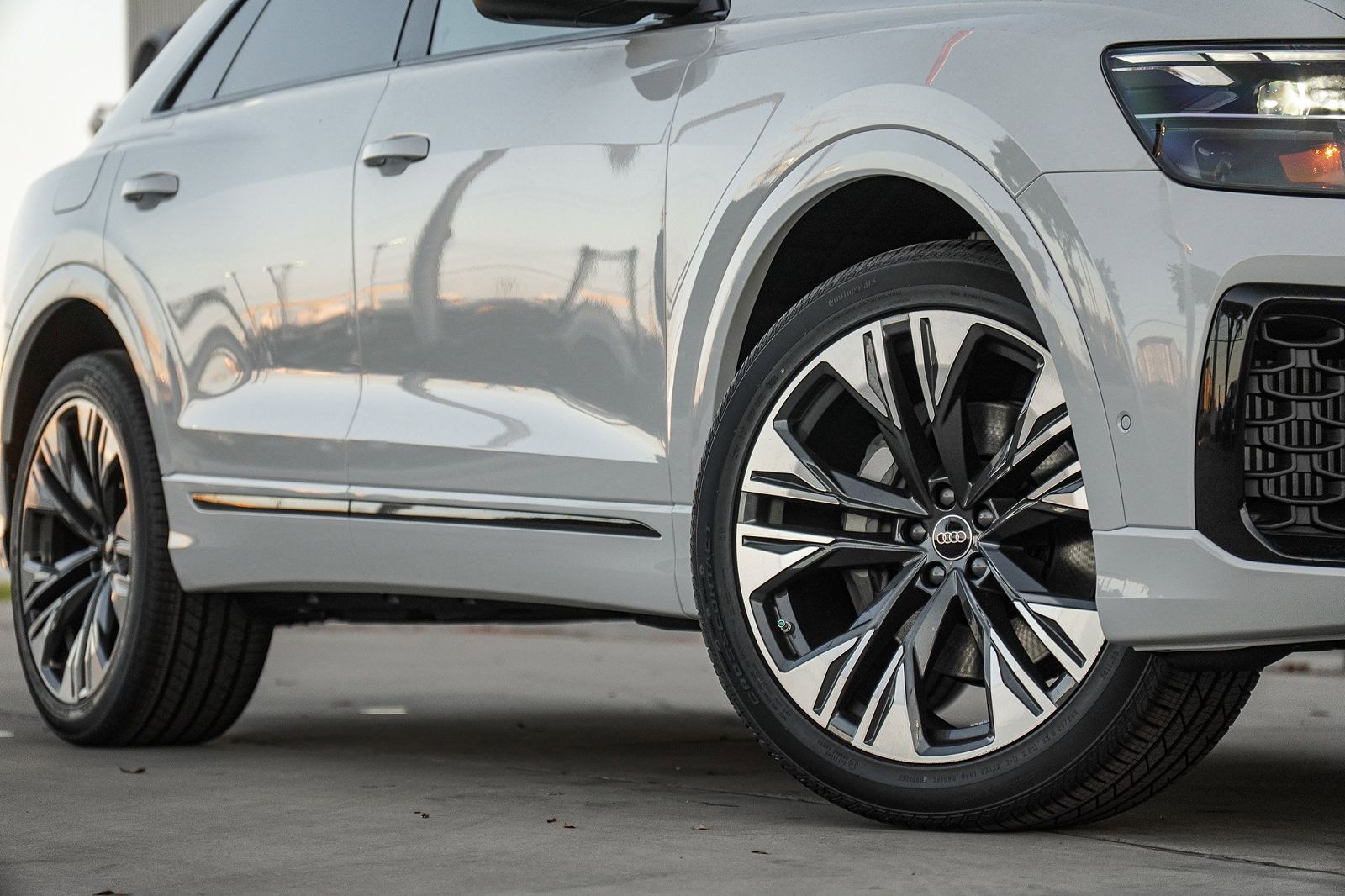 2025 Audi Q8