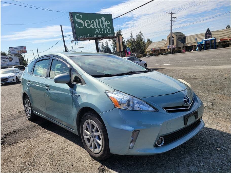 2013 TOYOTA Prius
