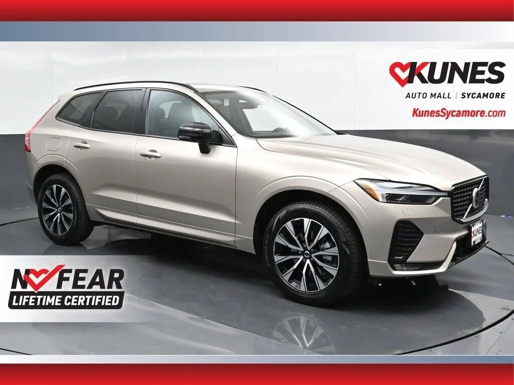 2025 VOLVO XC60