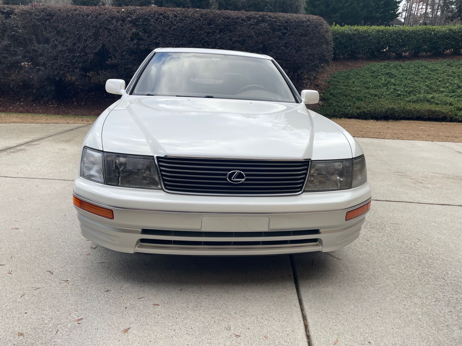 Lexus LS