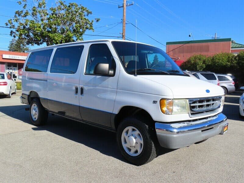 Ford E-350