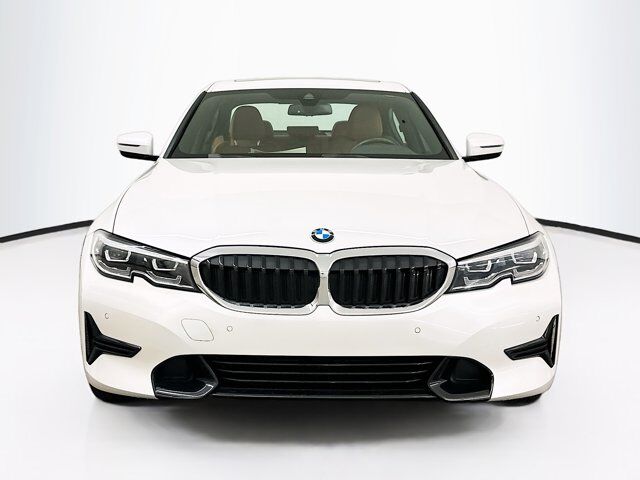 2022 BMW 330i
