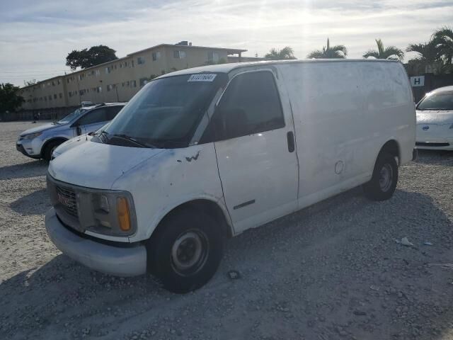 GMC Savana