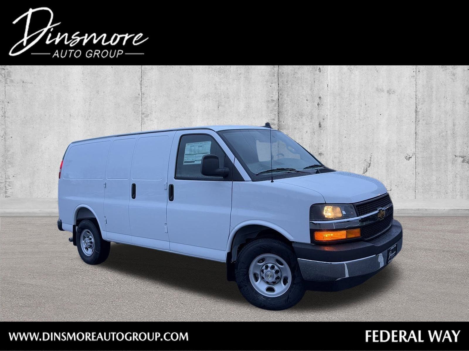 2025 CHEVROLET Express