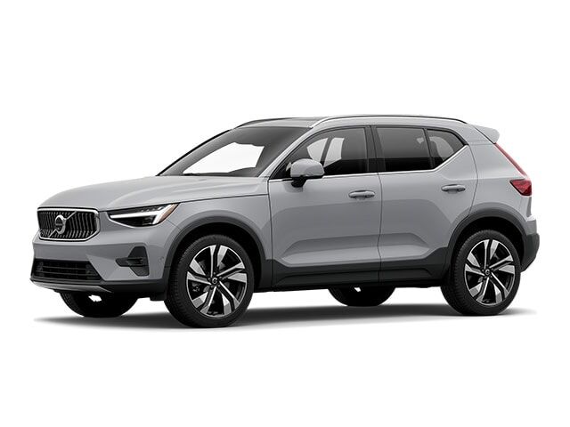 2025 VOLVO XC40