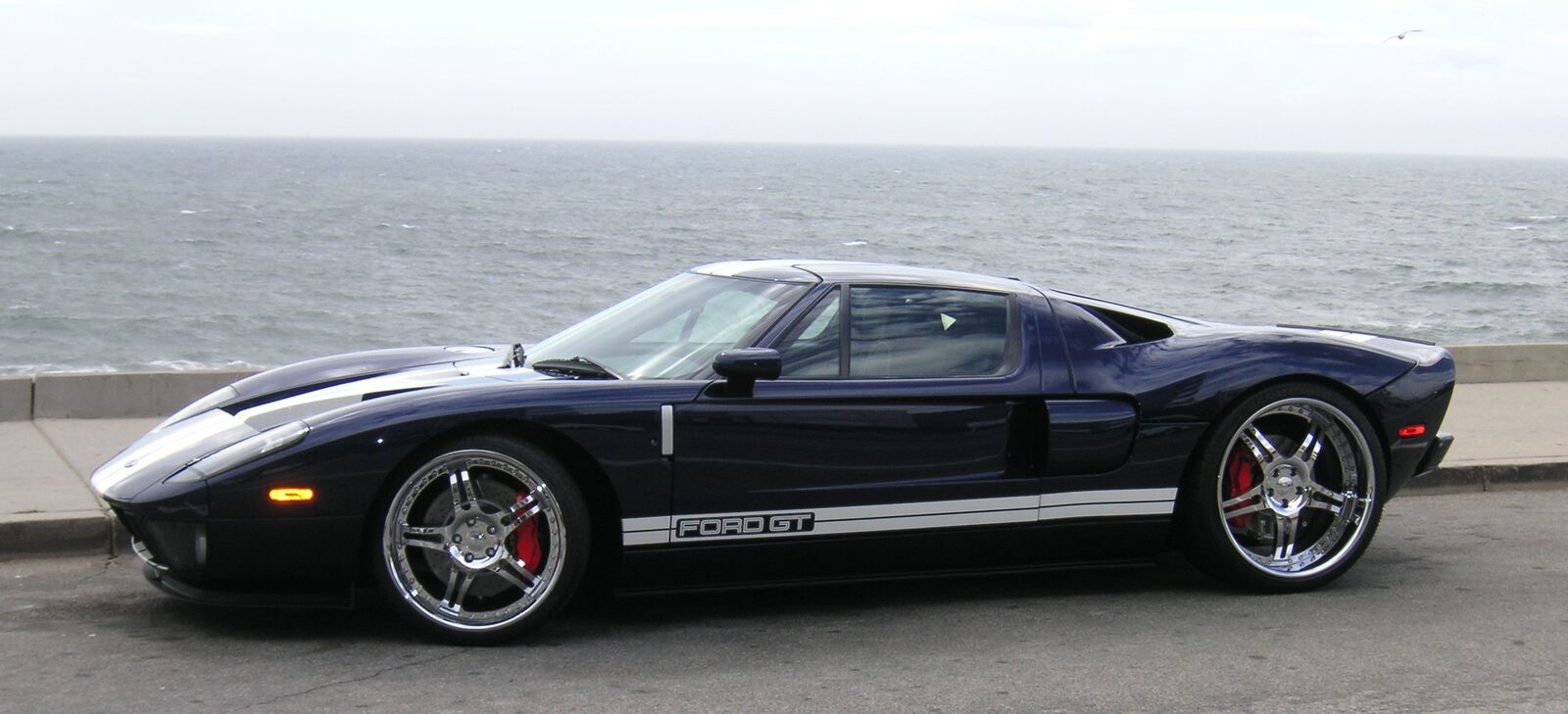Ford GT