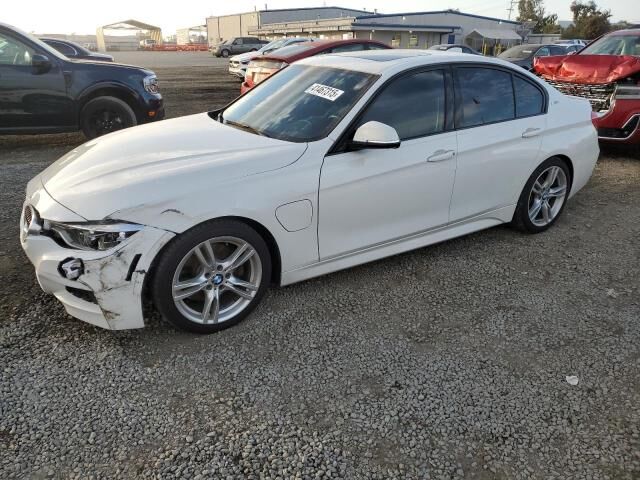 BMW 330e
