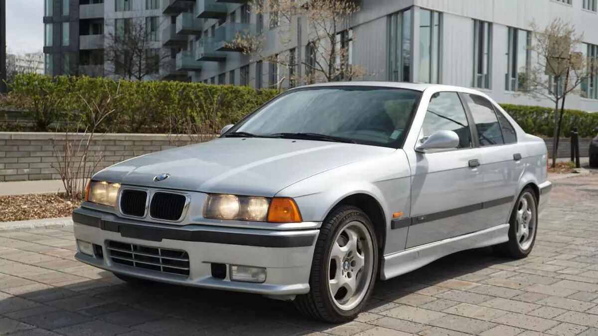 BMW
