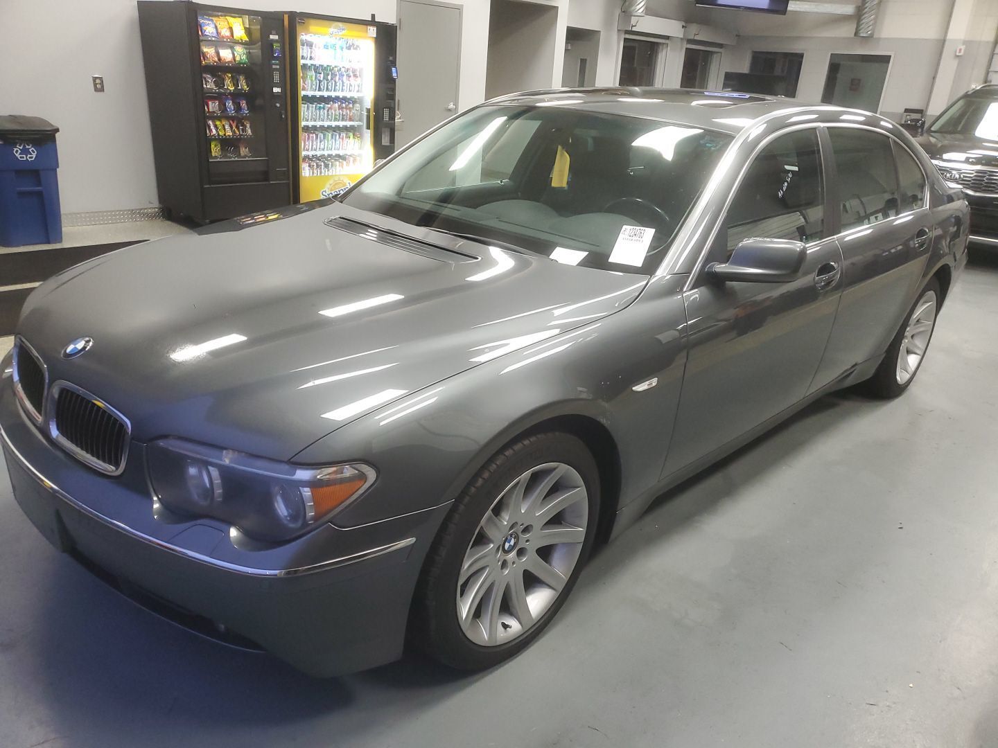 BMW 745Li