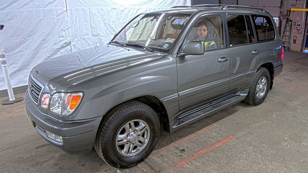 Lexus LX