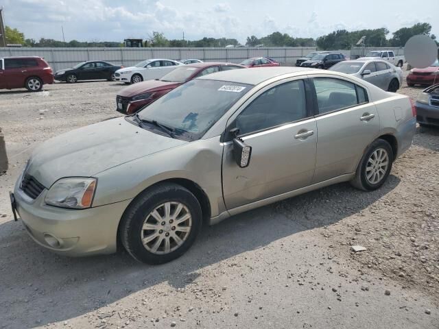 Mitsubishi Galant