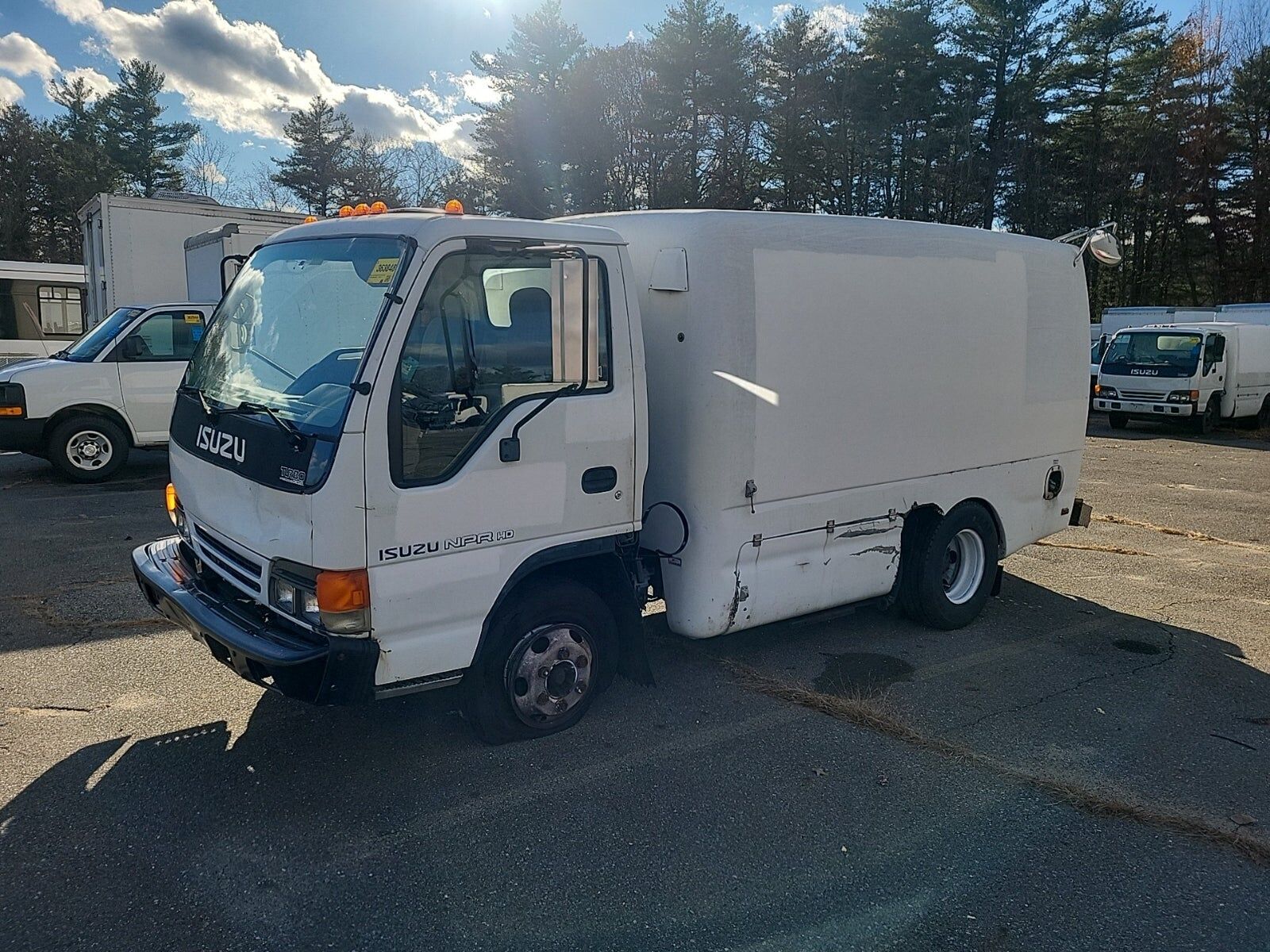 Isuzu NPR/NPR-HD