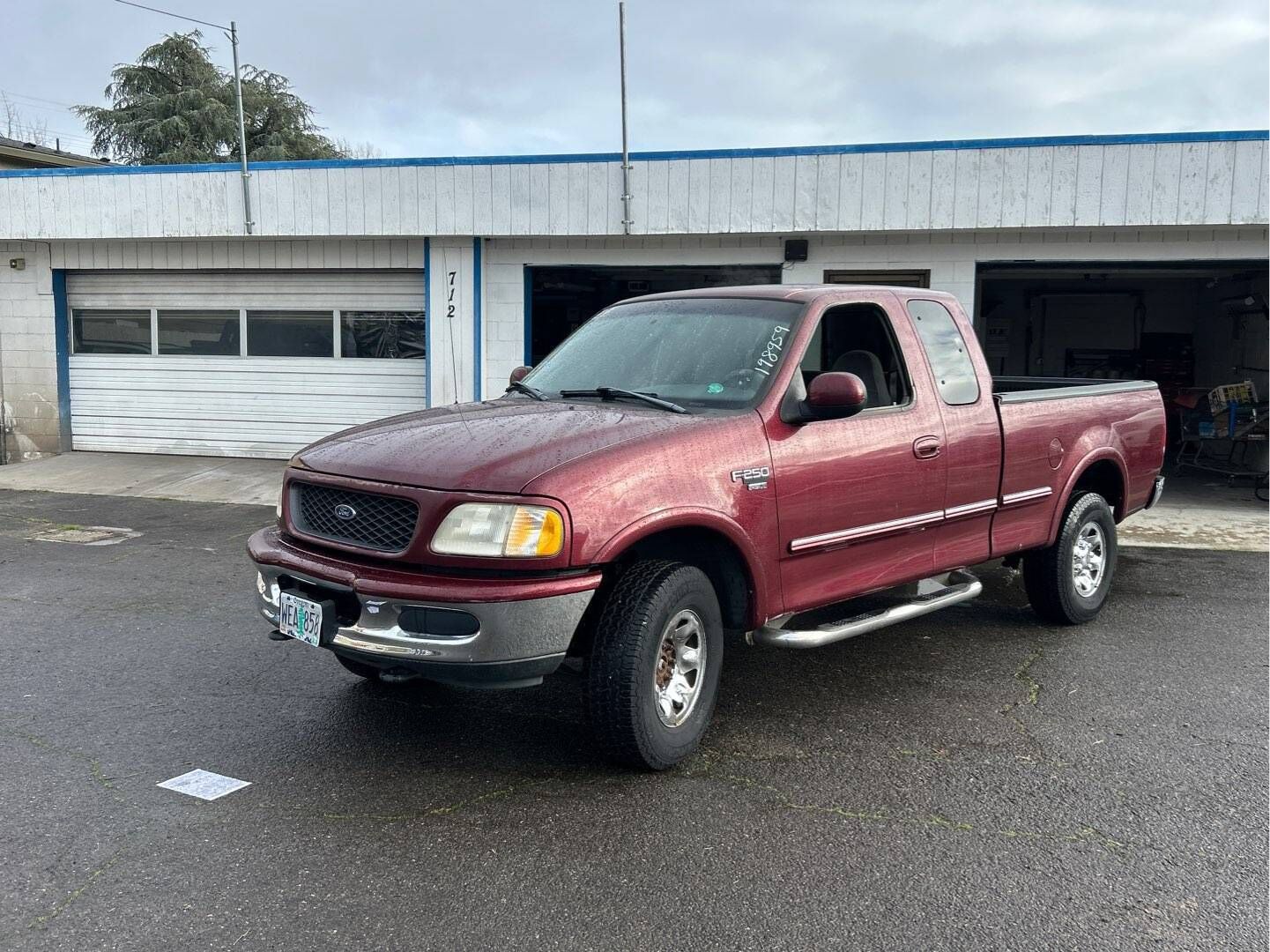 Ford F-250