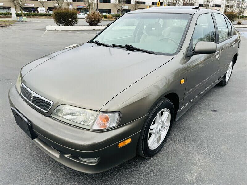 Infiniti G20