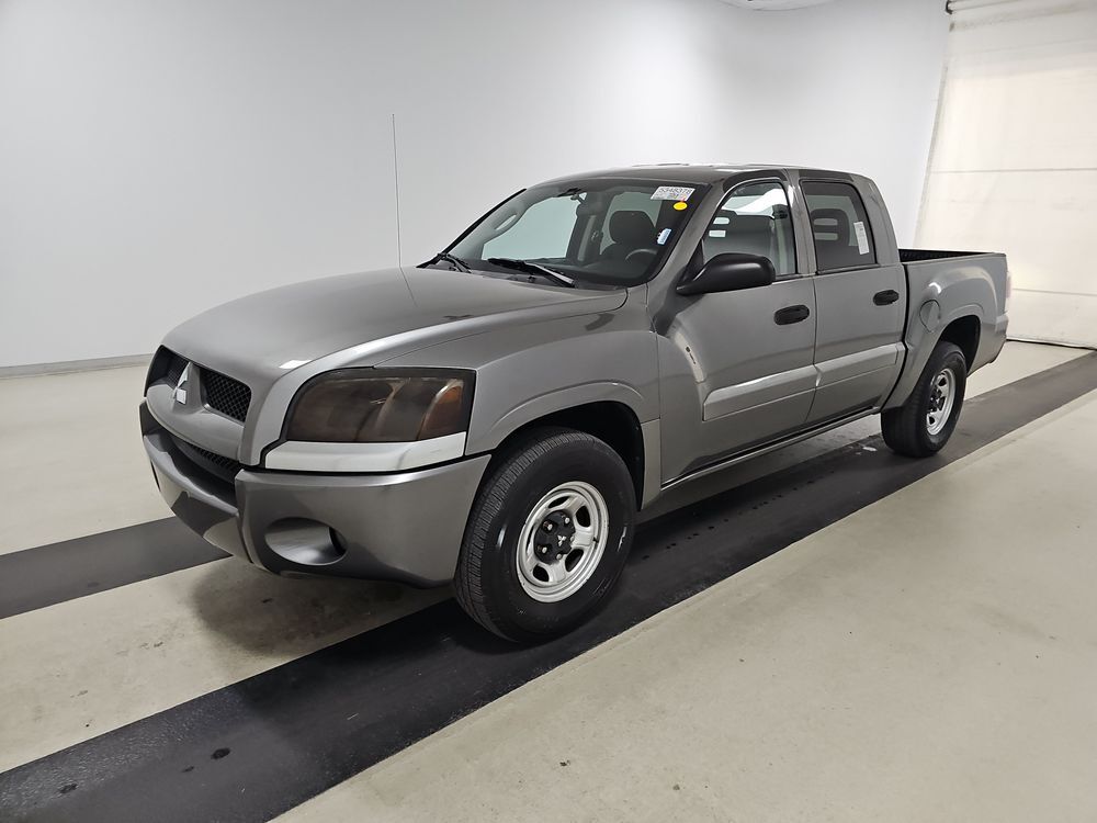 Mitsubishi Raider