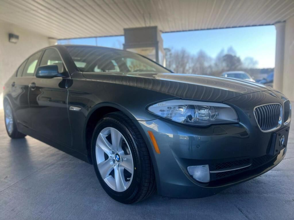 BMW 528i