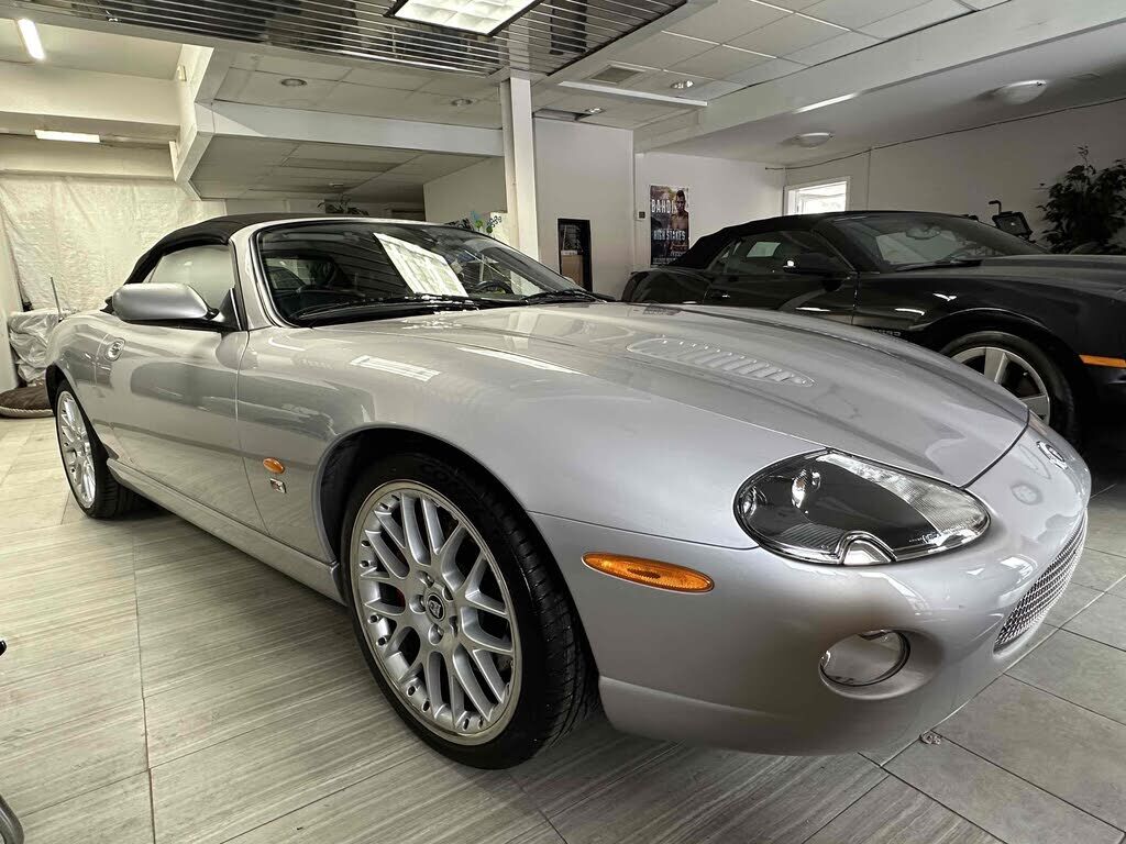 Jaguar XK