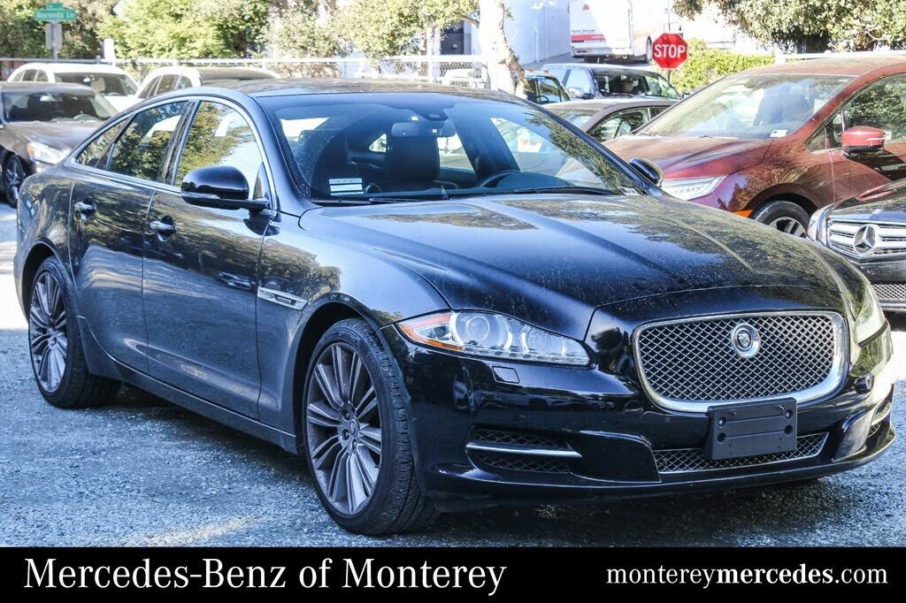 Jaguar XJ