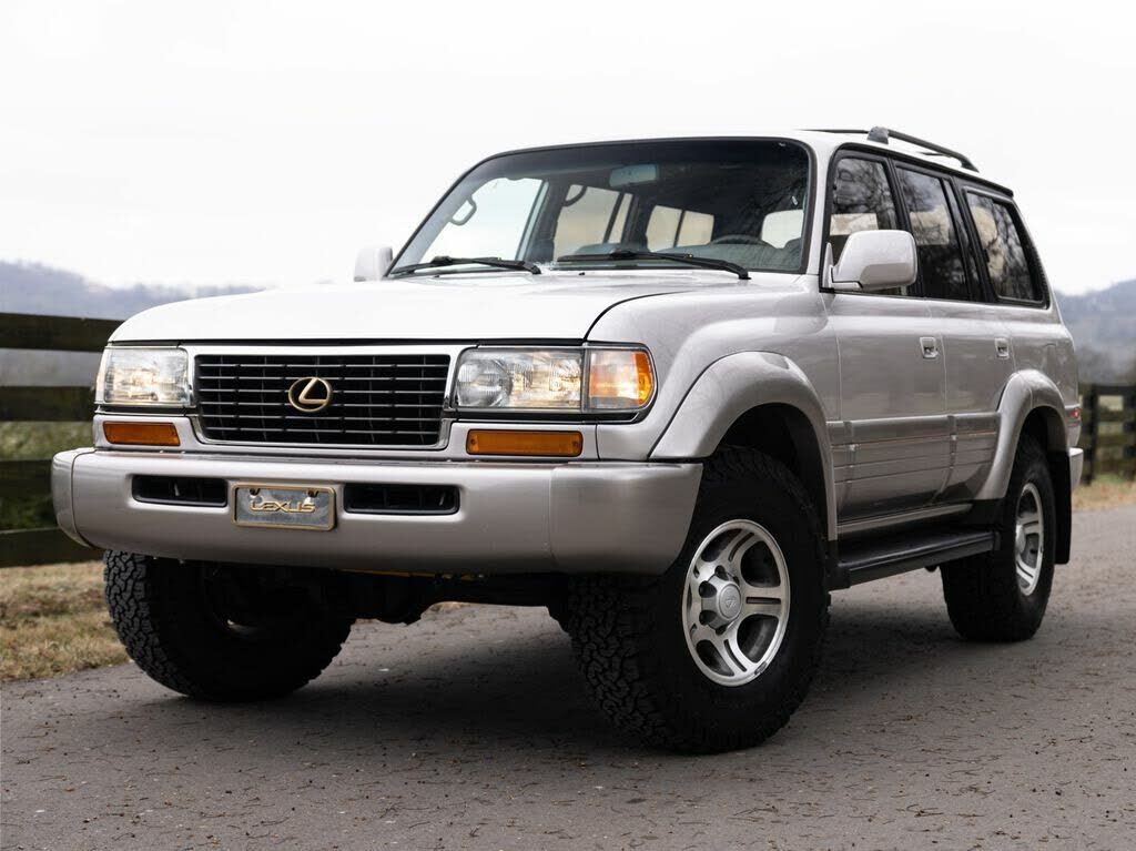 Lexus LX