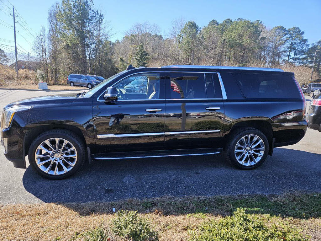 Cadillac Escalade ESV