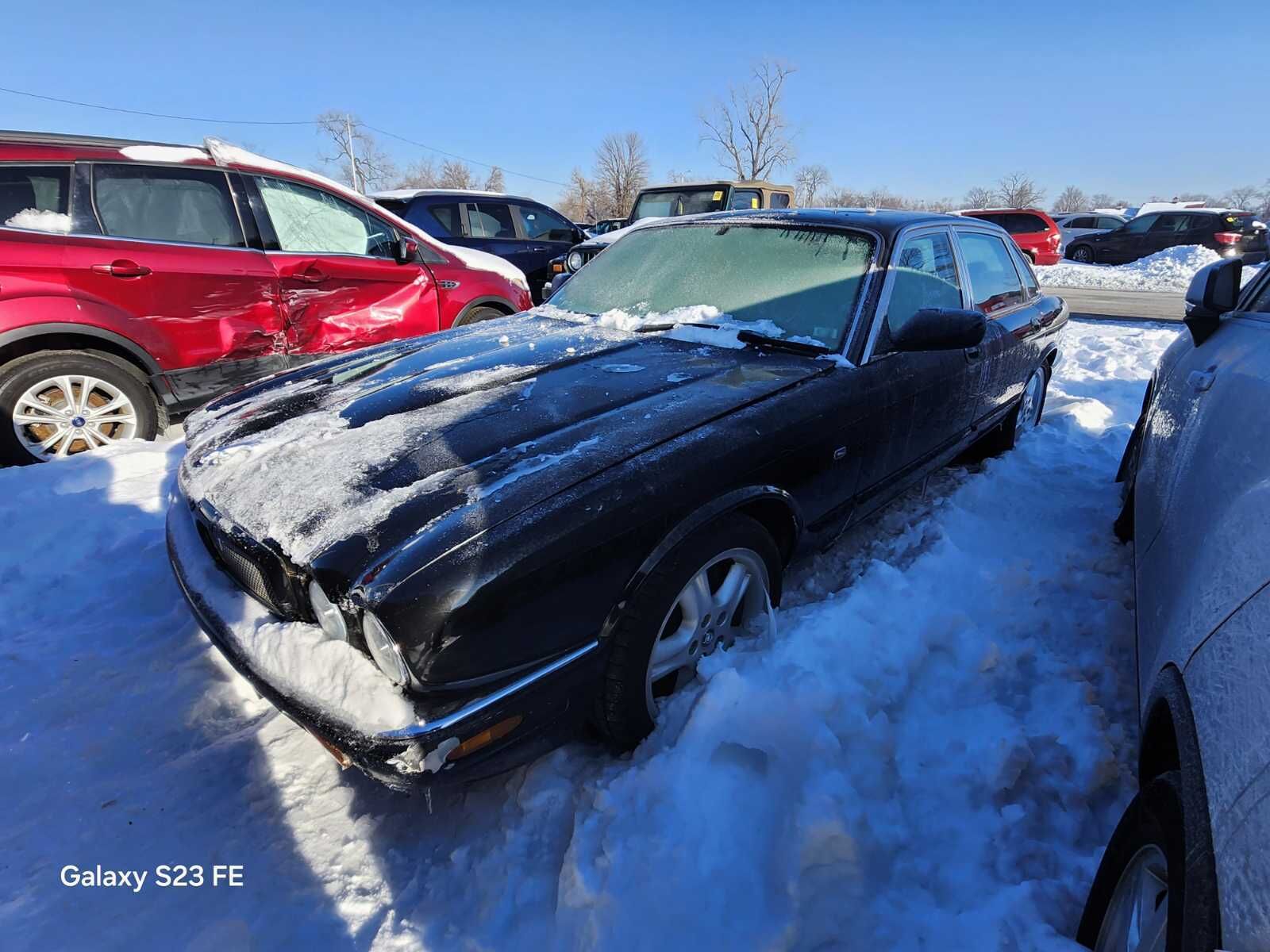 Jaguar XJR