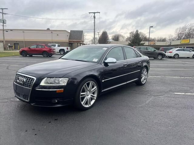 Audi S8
