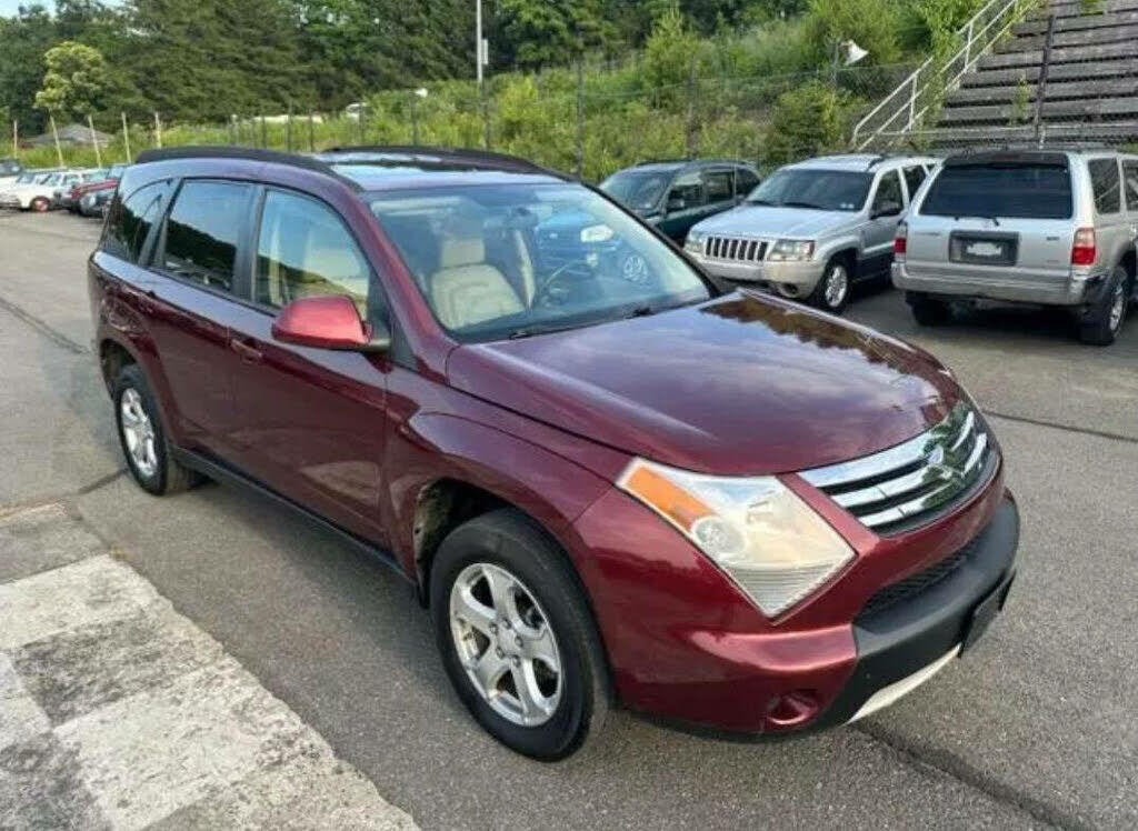 Suzuki XL7