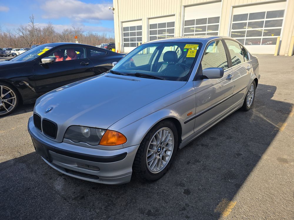 BMW 328i