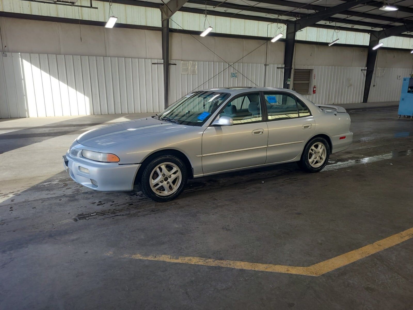Mitsubishi Galant