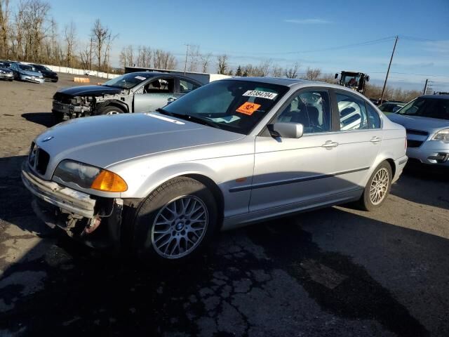 BMW 328i