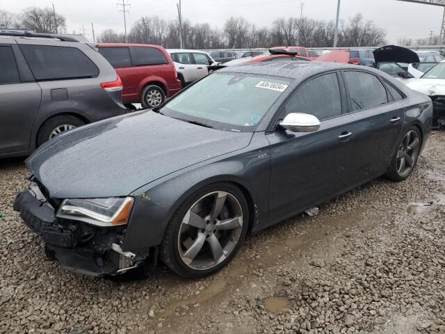 Audi S8