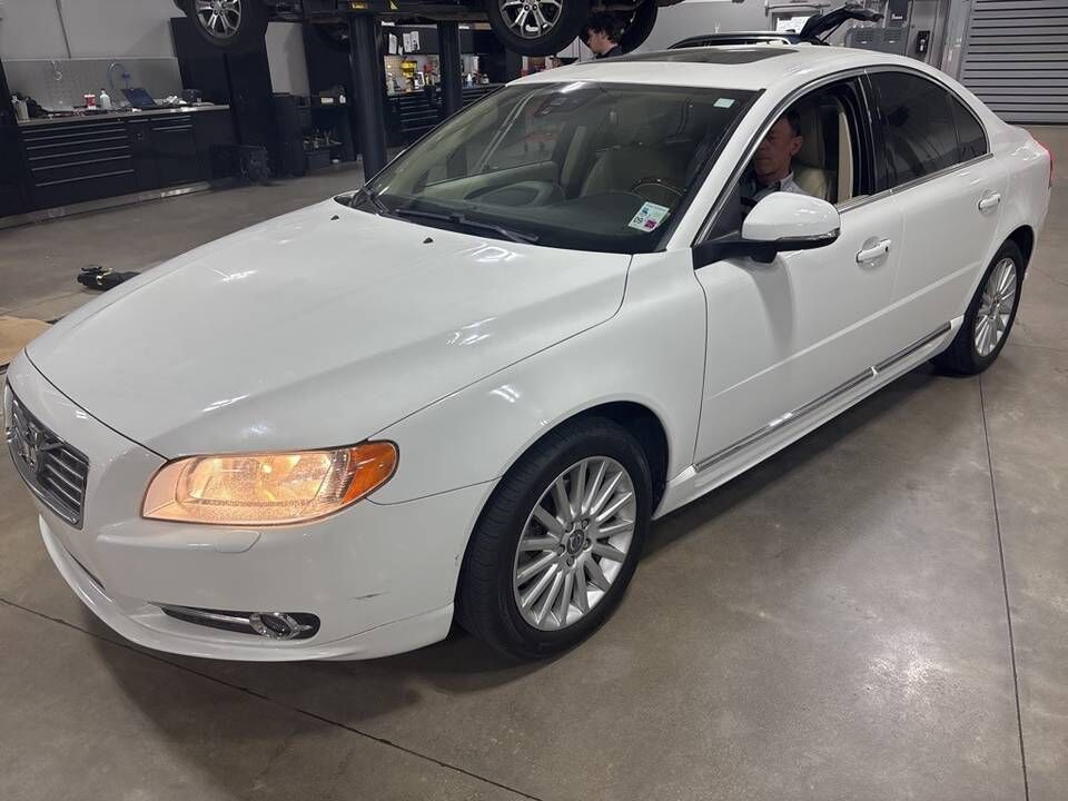 Volvo S80