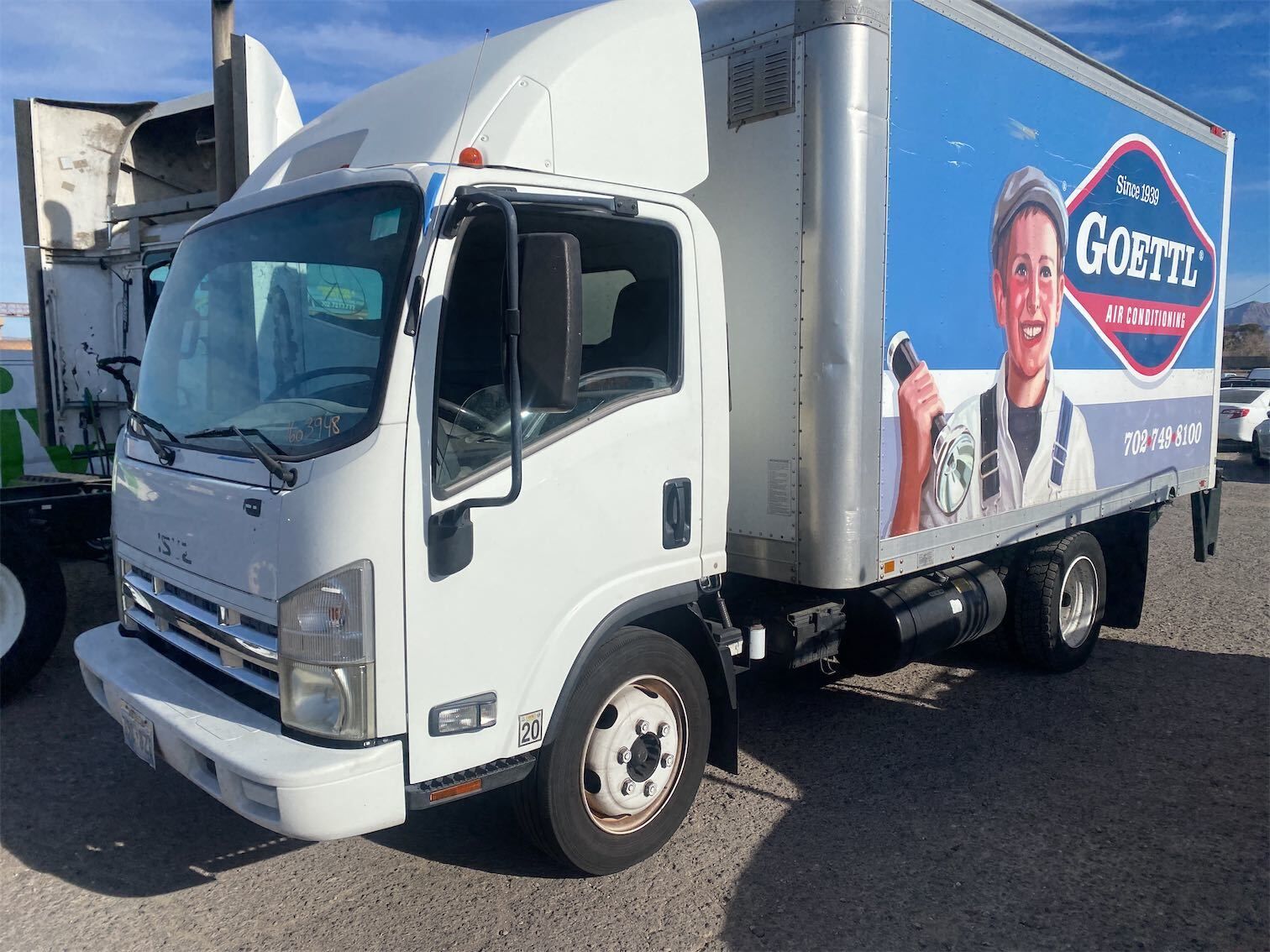 Isuzu NQR/NRR