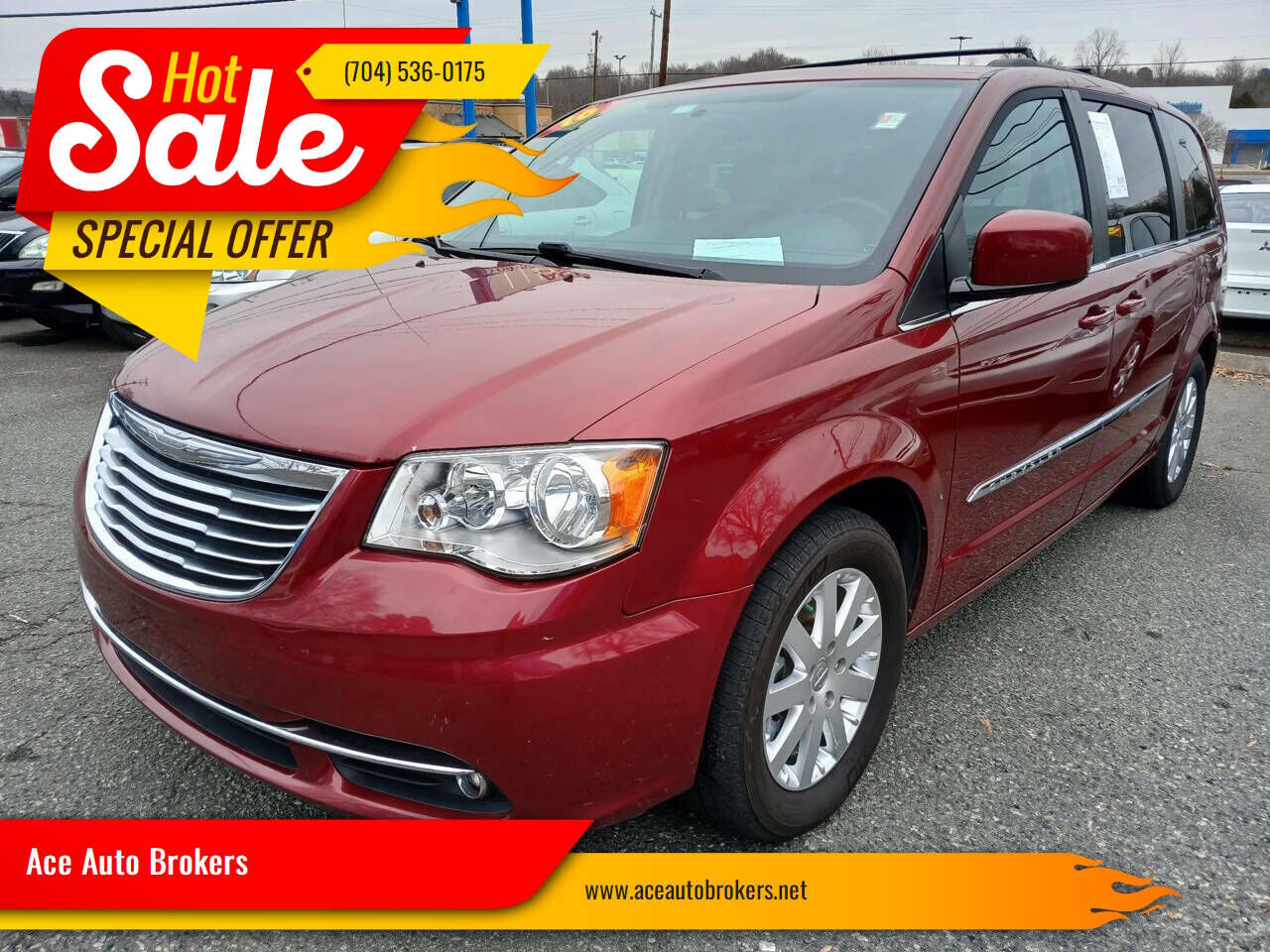 2016 CHRYSLER Town and Country