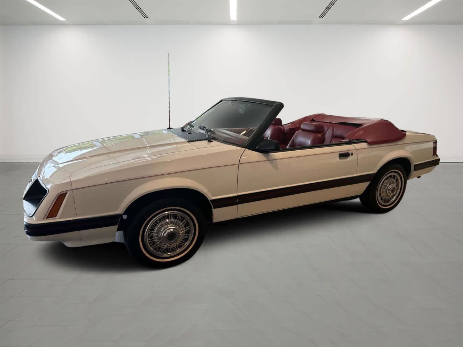 1983 FORD Mustang