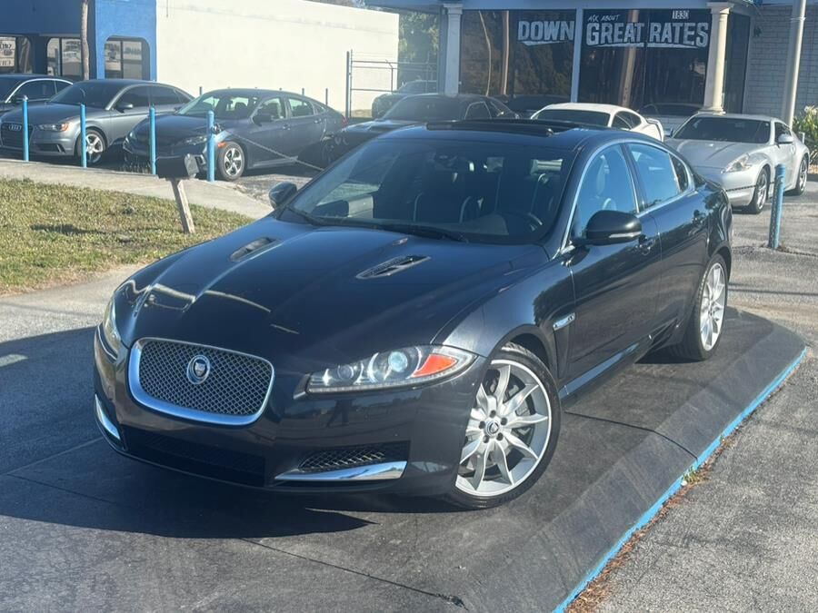 Jaguar XF