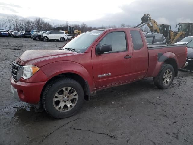 Suzuki Equator