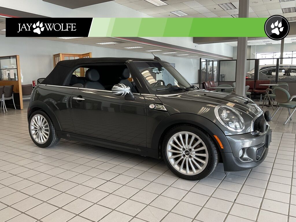 MINI Cooper Convertible