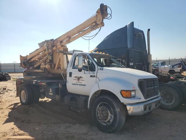 Ford F-750