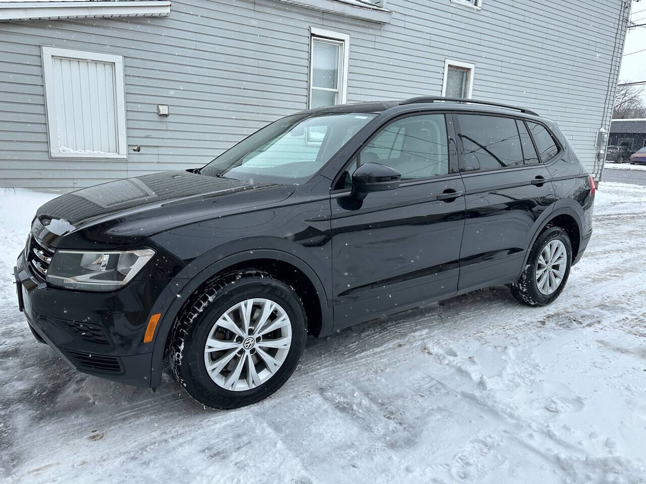 2018 VOLKSWAGEN Tiguan
