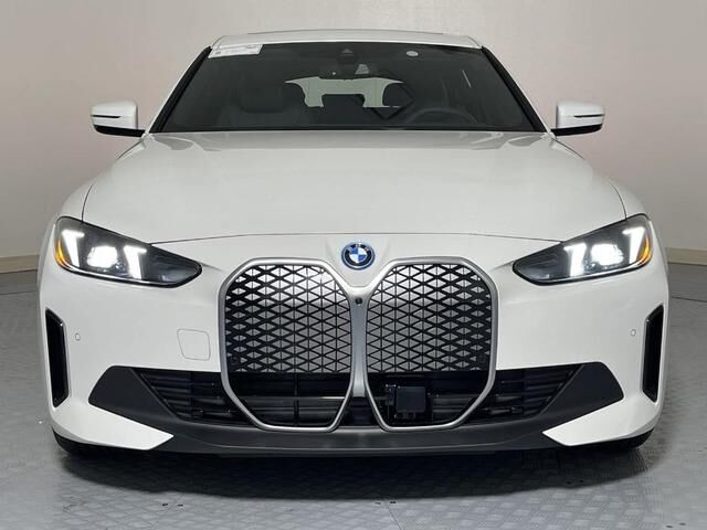 2025 BMW i4