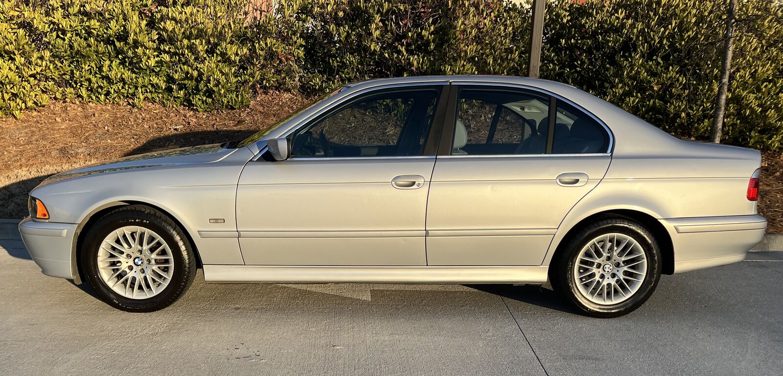 BMW 530i