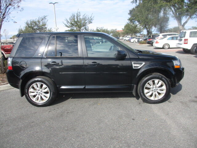 Land Rover LR2