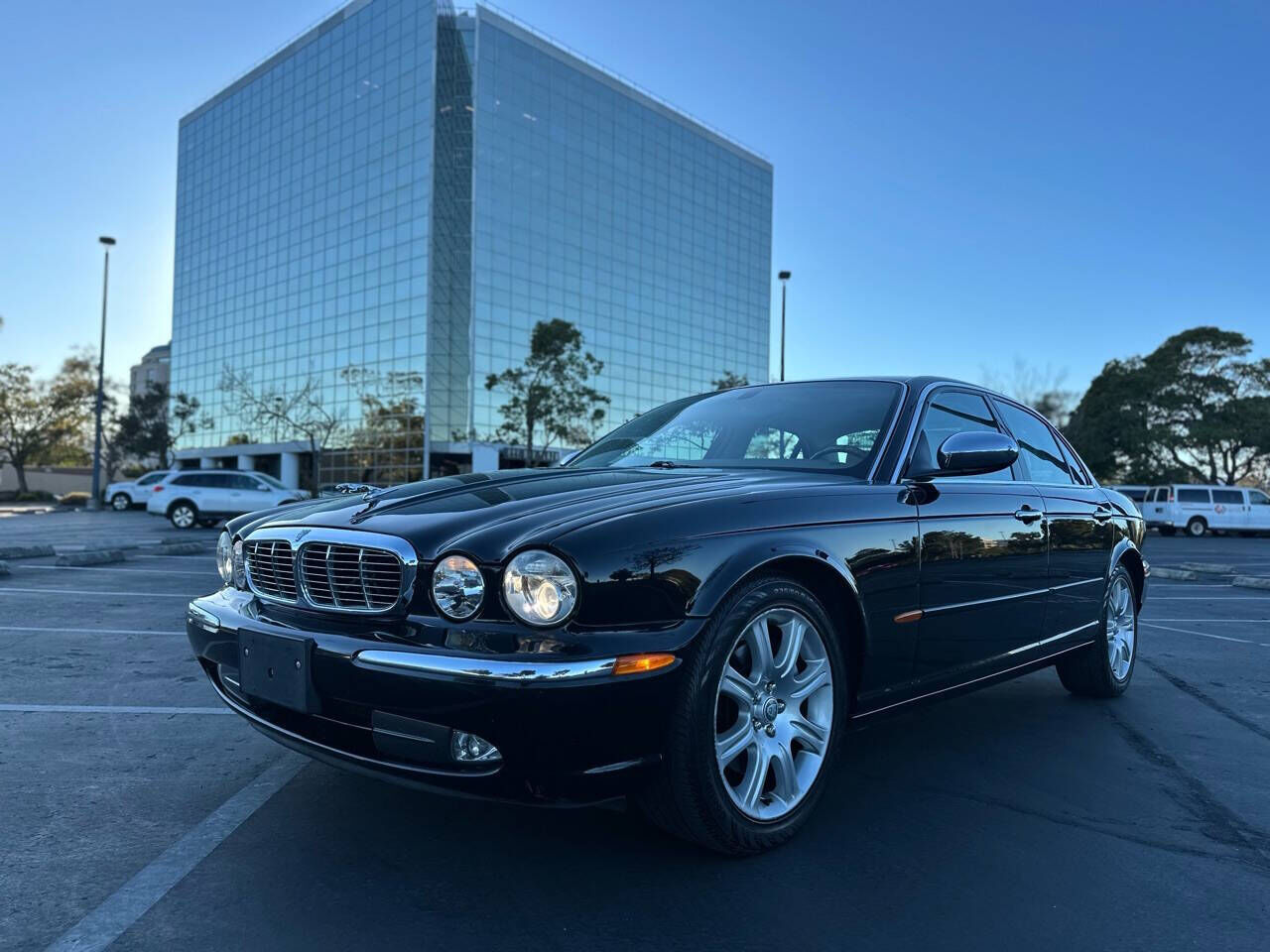 2004 JAGUAR Vanden Plas