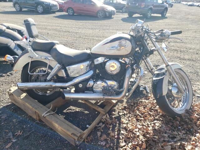 Honda VT1100C2 (SHADOW ACE)