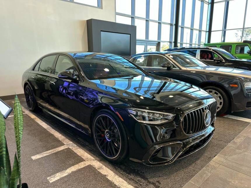 2025 Mercedes-Benz S-Class